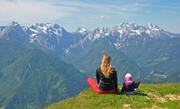 Revue de SemaineAlpine Intermezzo - Demain dans les Alpes 