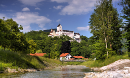 Impegnato verso un futuro multiculturale: Aschau im Chiemgau/D